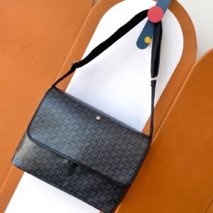 CAPETIEN MM Messenger Bag