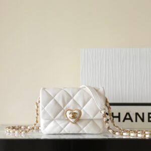 Chanel 23S Spring/Summer Series Love heart Enamel Buckle Square Fat Man White